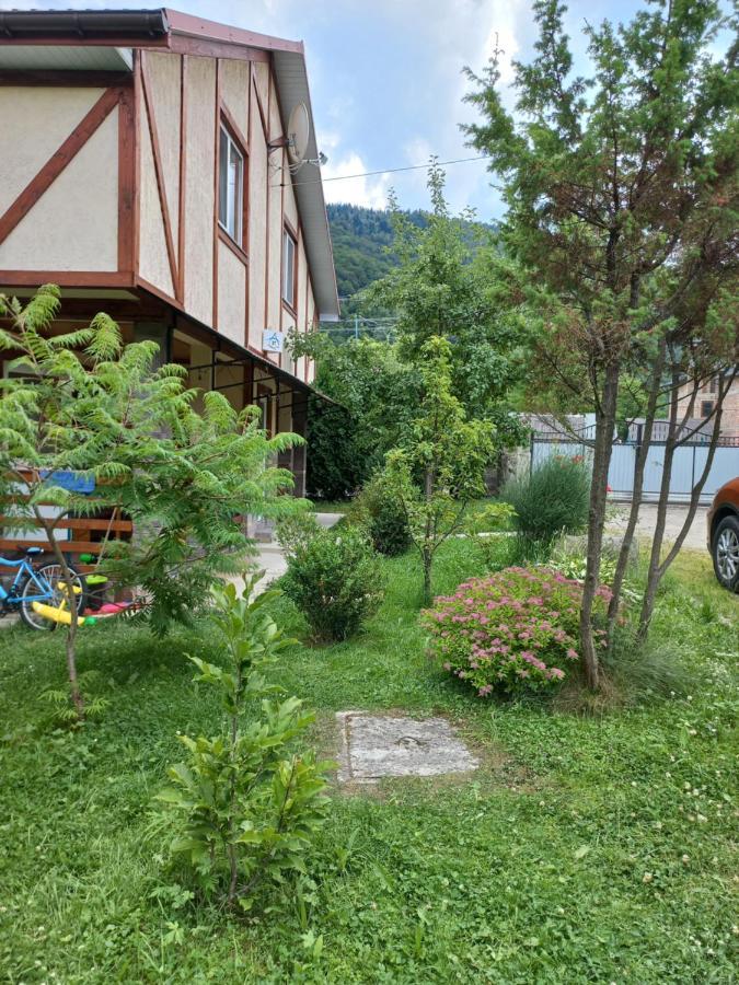 Zelena Sadyba Bila Stavka Yaremche Exterior foto